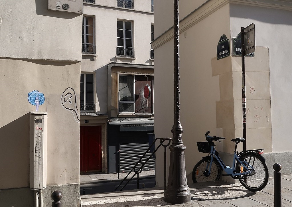 Rue des Degrés - Paris - Polymagou - CC BY-SA 4.0 DEED - Wikimedia Commons