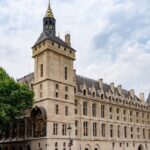 Tour de l'Horloge du Palais de la Cité - Xiquinhosilva - CC BY 2.0 DEED - Wikimedia Commons