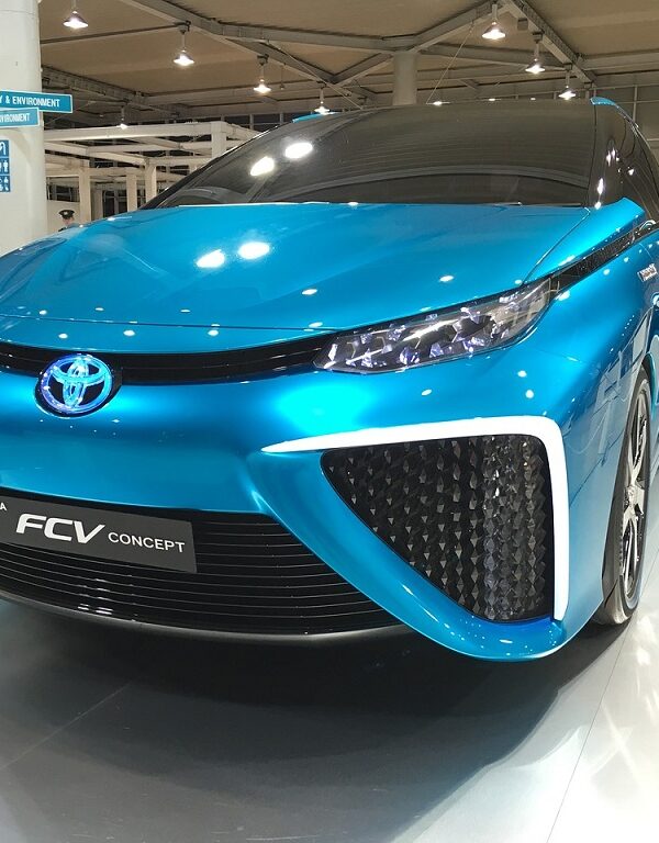 Toyota Mirai - yino19700 - Pixabay