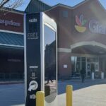 Volta Charging Station in Baltimore - Mukilteoedits - CC BY-SA 4.0 DEED - Wikimedia Commons