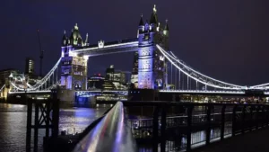 Tower Bridge - London - Alexander Naumann - Pixabay